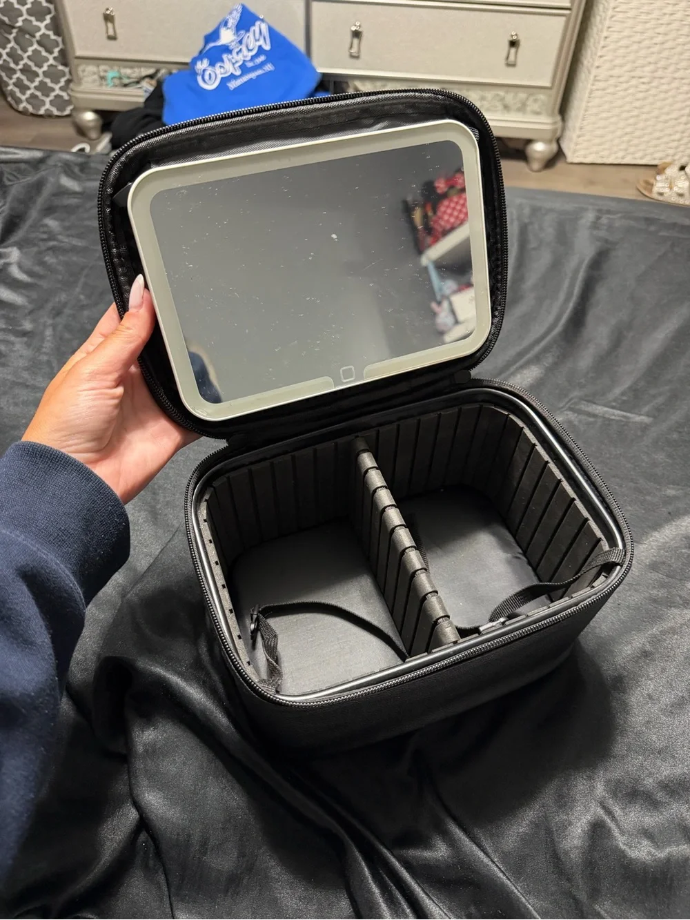 Makeup Bag with light